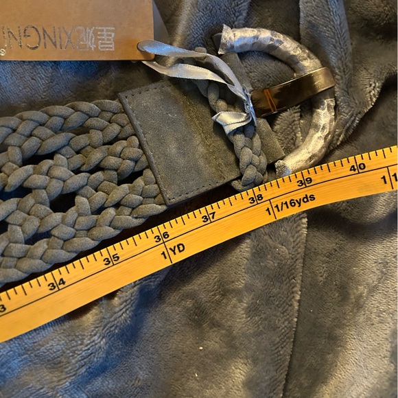 NWT. Ariella Faux Suede Grey Fashion Belt. - Picture 4 of 6